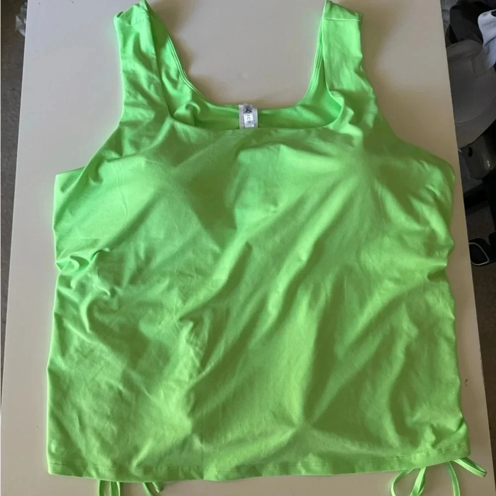 NWT Fabletics Ruched Side Cinch Built in Bra Athletic Neon Tank Top size 4X - Picture 2 of 12